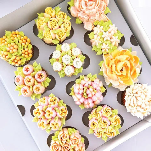 Cake Craft 13 Piece Russian Piping Tip Set