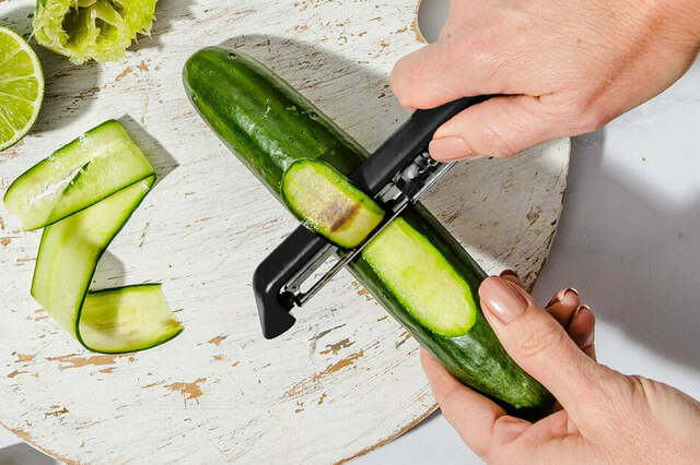 Dreamfarm Sharple Peeler