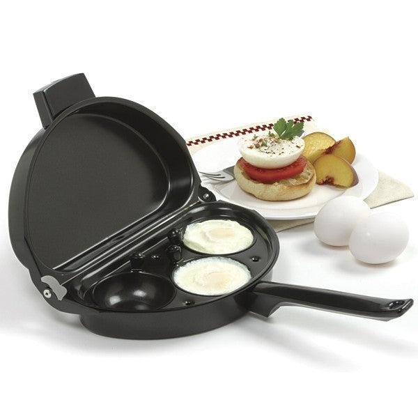 Avanti Omelette Pan and Egg Poacher