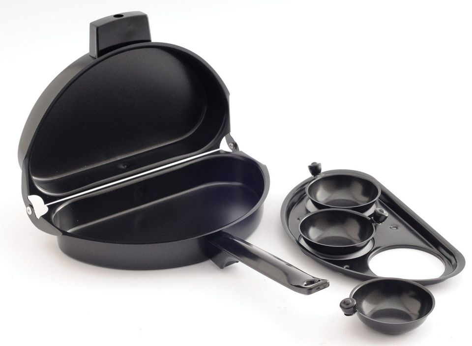 Avanti Omelette Pan and Egg Poacher