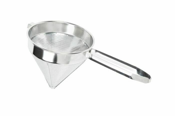 Fine conical chinois strainer - 18cm